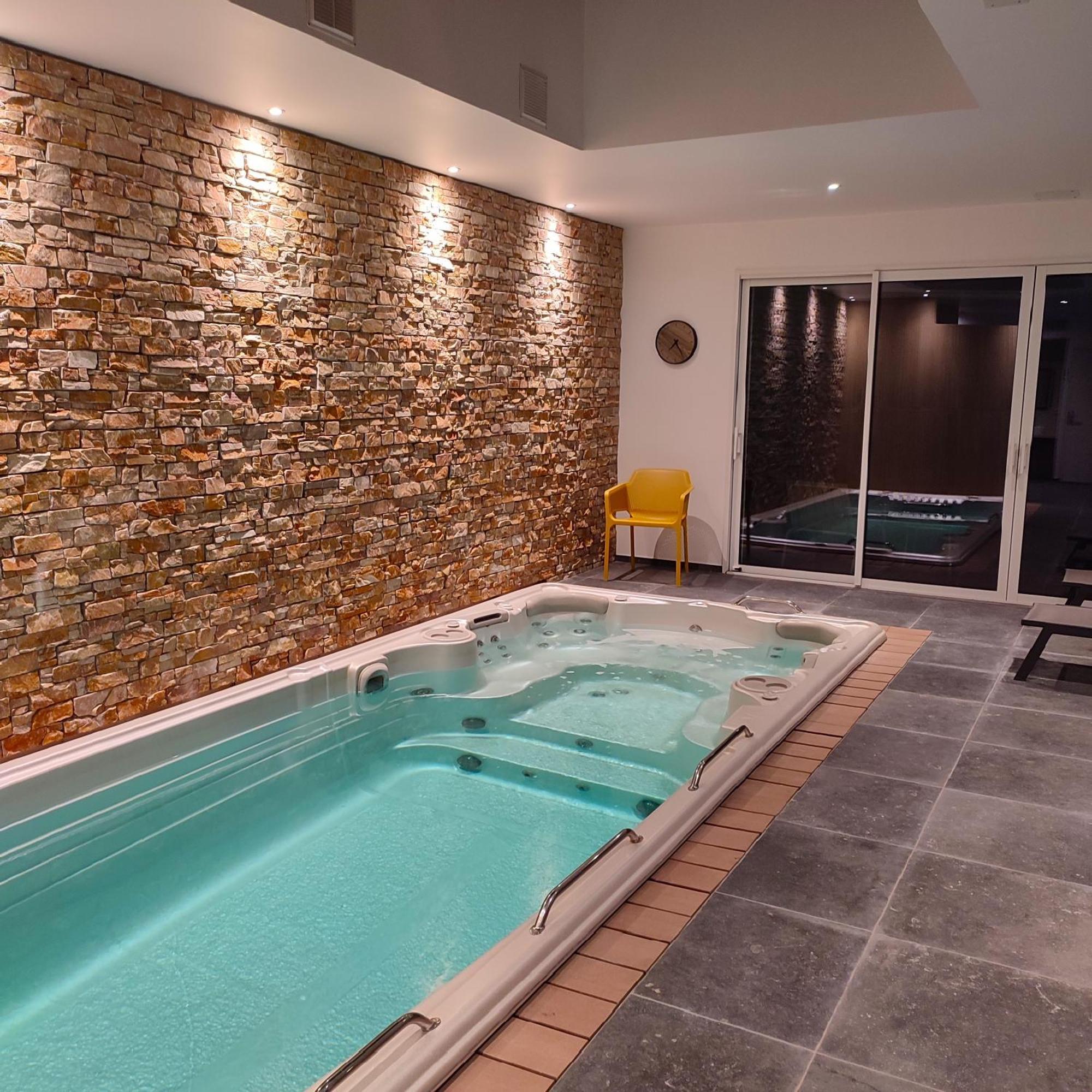 Appart Hotel & Spa La Villa Du Port 반느 외부 사진